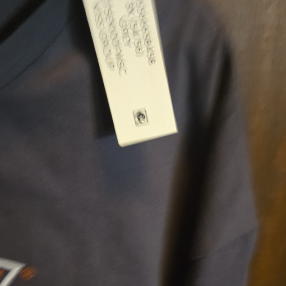 Kiss Multicolor Graphic Tee NWT - Picture 5 of 6